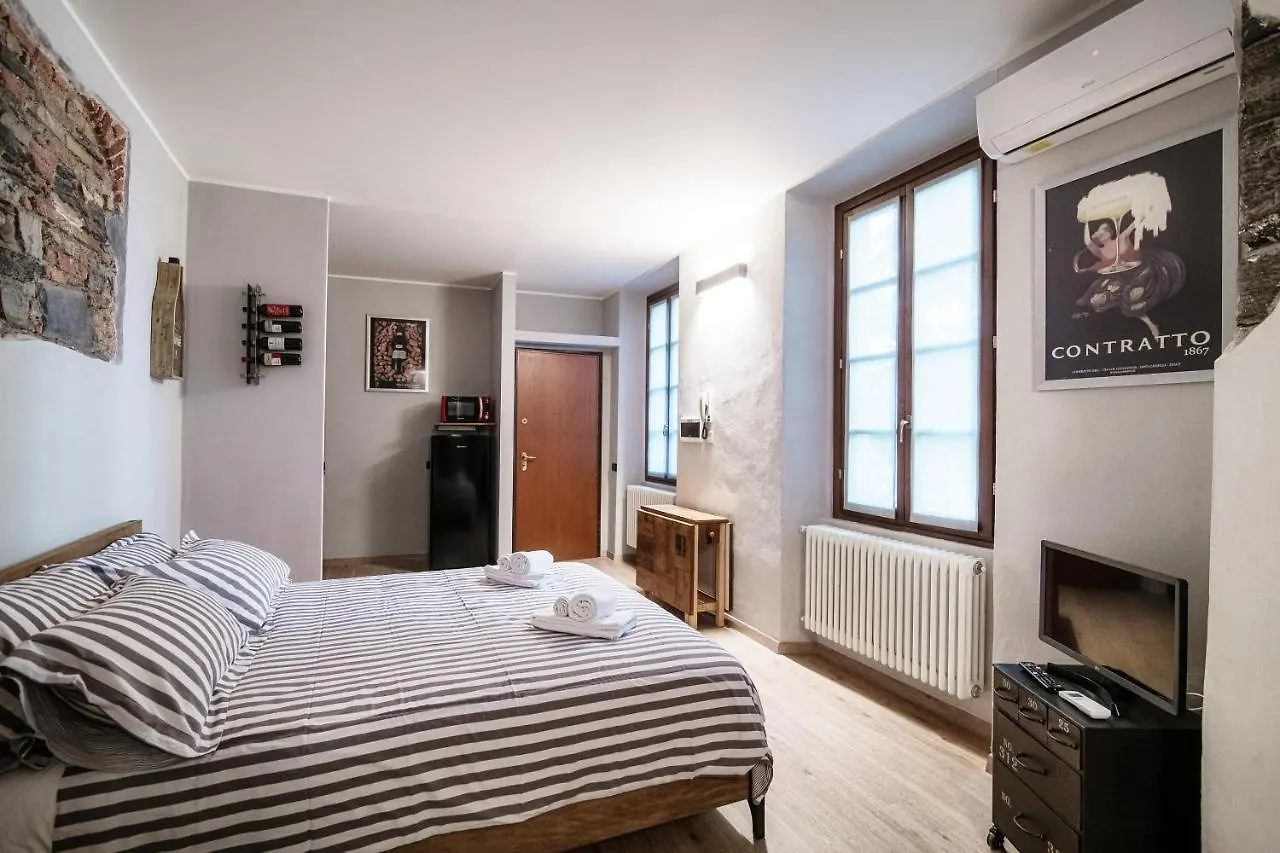 Wine House - The House Of Travelers Apartment Como